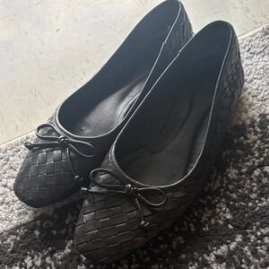 SCHUTZ Black Woven Flats